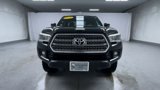 Used 2017 Toyota Tacoma TRD Off-Road image 3