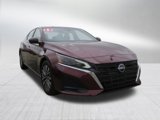 Used 2023 Nissan Altima 2.5 SV image 2