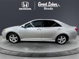 Used 2013 Toyota Camry SE image 2