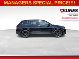 Used 2024 Volkswagen Tiguan SE image 3