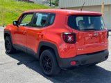 Certified 2017 Jeep Renegade Sport w/ Power & Air Group image 5