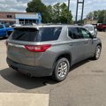 Used 2019 Chevrolet Traverse LT image 3