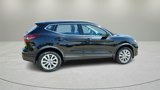 Used 2021 Nissan Rogue Sport SV image 2