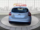 Used 2013 Ford Focus SE w/ SE Winter Pkg image 4