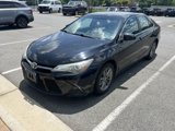 Used 2016 Toyota Camry SE image 2