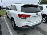Used 2016 Kia Sorento LX w/ LX Convenience Package image 3
