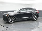 Used 2023 Volvo XC40 B4 Ultimate image 4