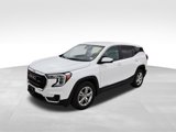 Used 2024 GMC Terrain SLE image 2