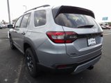 Certified 2025 Honda Pilot TrailSport image 5