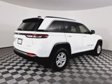 Used 2025 Jeep Grand Cherokee Laredo w/ Luxury Tech Group I image 4