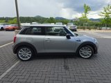 Used 2024 MINI Cooper SE w/ Signature Upholstery Package image 4