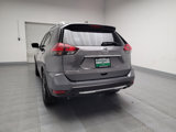 Used 2017 Nissan Rogue SL image 6