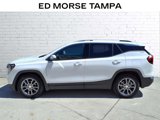 Used 2024 GMC Terrain SLT image 2