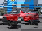 New 2025 Chevrolet Equinox LT w/ Convenience Package II image 3