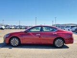 Used 2024 Nissan Altima 2.5 SV image 3