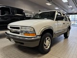 Used 2000 Chevrolet Blazer LT w/ LT Preferred Equipment Group image 3