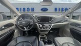 Used 2023 Chrysler Pacifica Touring-L image 6