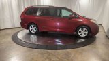 Used 2012 Toyota Sienna LE image 3