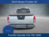 Used 2019 Nissan Frontier SV image 4