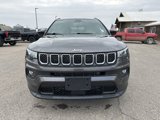 Used 2023 Jeep Compass Latitude image 2