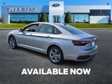 Used 2024 Volkswagen Jetta SE image 5