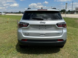 New 2025 Jeep Compass Latitude image 4