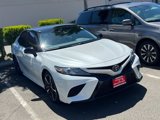 Used 2018 Toyota Camry XSE image 3