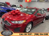Used 2019 Ford Fusion SE image 2
