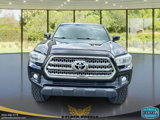 Used 2017 Toyota Tacoma TRD Off-Road w/ Tow Package (A/T) image 2