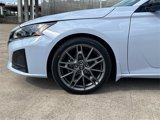 Used 2023 Nissan Altima 2.0 SR image 5