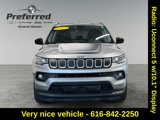 Used 2022 Jeep Compass Latitude w/ Mopar Graphics Package image 4