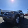 Used 2021 Jeep Grand Cherokee Laredo image 4