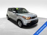 Used 2017 Kia Soul image 3