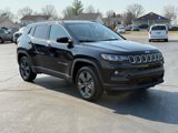 Used 2022 Jeep Compass Latitude image 2