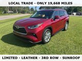 Used 2022 Toyota Highlander Limited image 2