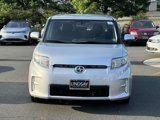 Used 2015 Scion xB image 2