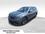 Used 2022 Volkswagen Tiguan SE image 3