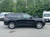 Used 2025 Jeep Grand Cherokee Laredo X image 2