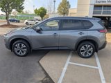 Used 2023 Nissan Rogue SV image 4