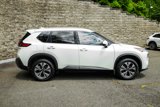 Used 2021 Nissan Rogue SV image 3