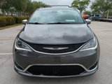 Certified 2020 Chrysler Pacifica Limited w/ Advanced Safetytec Group image 4