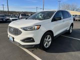 Used 2023 Ford Edge SE image 2