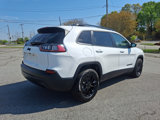 Used 2023 Jeep Cherokee Altitude Lux image 6