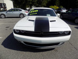 Used 2017 Dodge Challenger SXT image 4