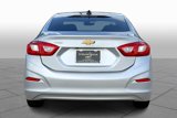 Used 2017 Chevrolet Cruze L image 4