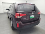 Used 2015 Kia Sorento LX image 6