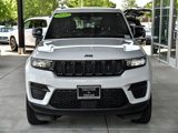 Used 2022 Jeep Grand Cherokee Altitude image 2