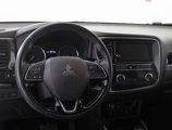 Used 2019 Mitsubishi Outlander SEL image 2