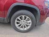 Used 2020 Jeep Cherokee Latitude w/ Cold Weather Group image 2