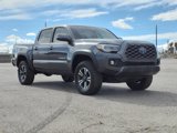 Used 2022 Toyota Tacoma TRD Off-Road w/ Technology Package image 2